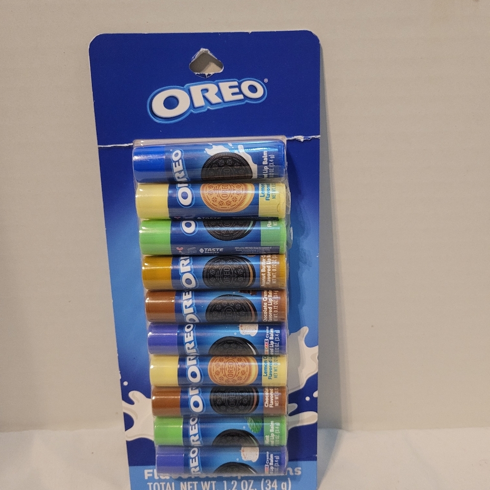 NWT OREO 10 pk lip balm